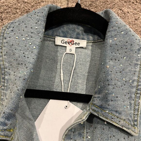 Sparkle denim jacket/Shacket! Frayed bottom! Tons of sparkle all over. Size S - Picture 4 of 9